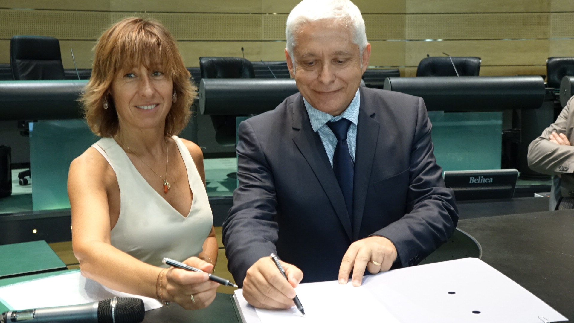 découvrez les bénéfices d'engager un expert-comptable à ajaccio. optimisez votre gestion financière, bénéficiez de conseils personnalisés et profitez d'une expertise locale pour faire croître votre entreprise en toute sérénité.