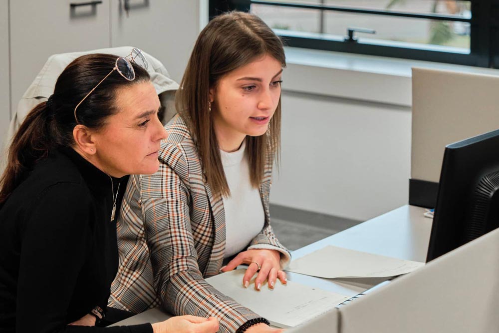 découvrez notre cabinet comptable à mougins, spécialisé dans la gestion financière, la fiscalité et l'accompagnement des entreprises. profitez d'une expertise personnalisée pour optimiser votre comptabilité et garantir la conformité de vos obligations fiscales.