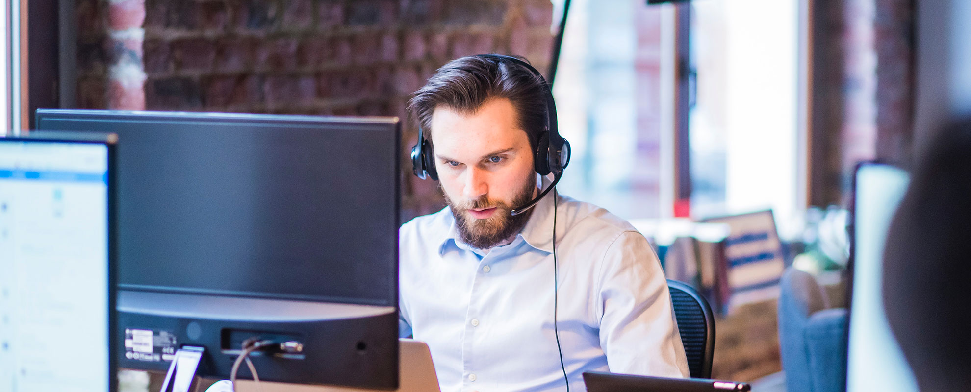 découvrez notre cabinet comptable dans le var, spécialisé dans la gestion financière, la comptabilité et l'accompagnement des entreprises. bénéficiez de conseils personnalisés pour optimiser votre comptabilité et la réussite de votre activité.