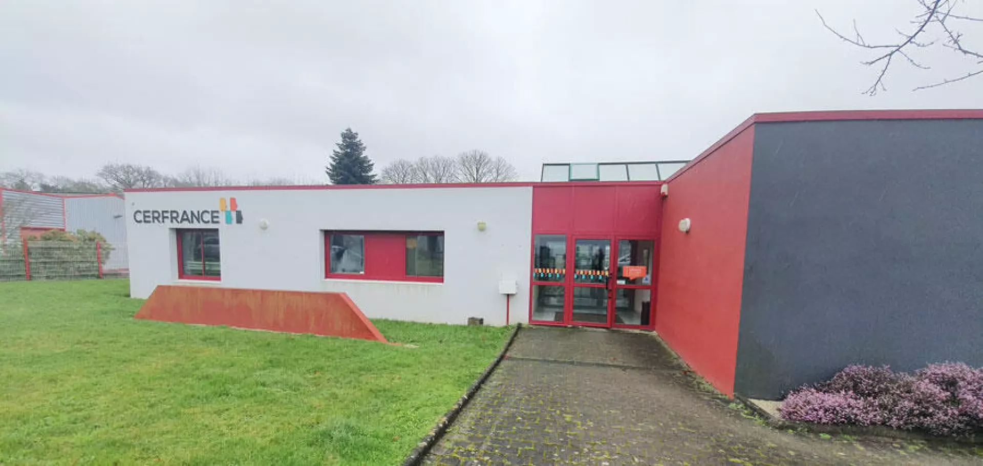 découvrez nos services d'expertise comptable à carhaix, adaptés aux entreprises de toutes tailles. profitez de conseils personnalisés et d'un accompagnement professionnel pour la gestion de vos finances et la conformité fiscale.