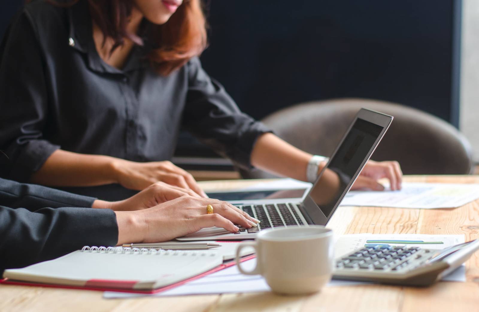 découvrez comment un expert-comptable optimisé peut transformer la gestion de votre entreprise. profitez de conseils personnalisés, d'une comptabilité précise et d'une stratégie financière adaptée pour maximiser votre rentabilité et simplifier vos déclarations fiscales.