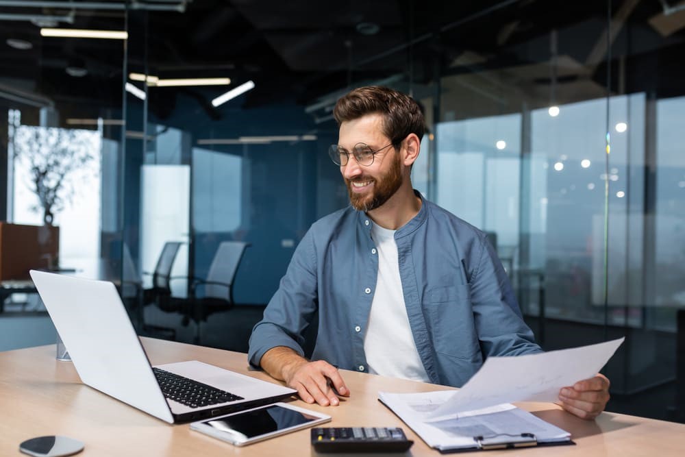 découvrez les diverses activités d'un expert-comptable : gestion de la comptabilité, conseils fiscaux, élaboration de bilans et audits, accompagnement des entreprises dans leurs démarches financières. optimisez votre gestion et assurez la conformité de votre entreprise avec l'expertise d'un professionnel.