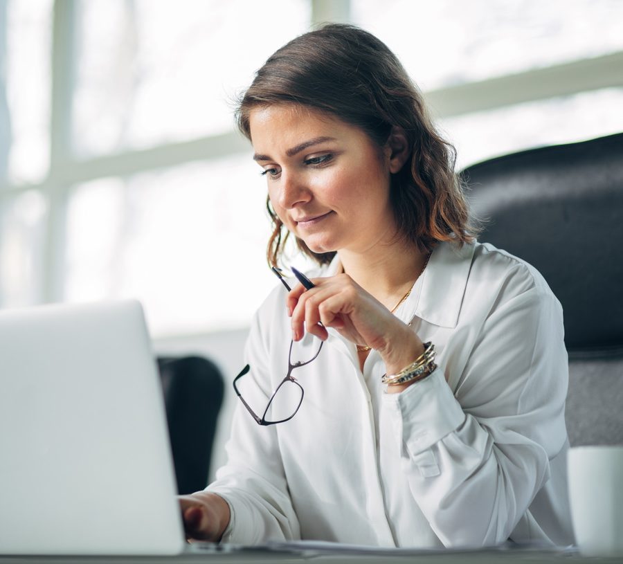 découvrez nos services d'assistance juridique spécialisés en comptabilité. nous vous aidons à naviguer dans les aspects légaux de la gestion comptable, pour garantir conformité et sécurité à votre entreprise.