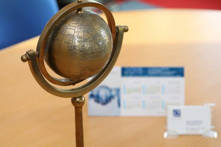 découvrez nos services d'audit comptable à paris, spécialisés dans l'analyse financière et la conformité fiscale. nos experts vous accompagnent pour optimiser la gestion de votre entreprise et garantir la transparence de vos comptes.