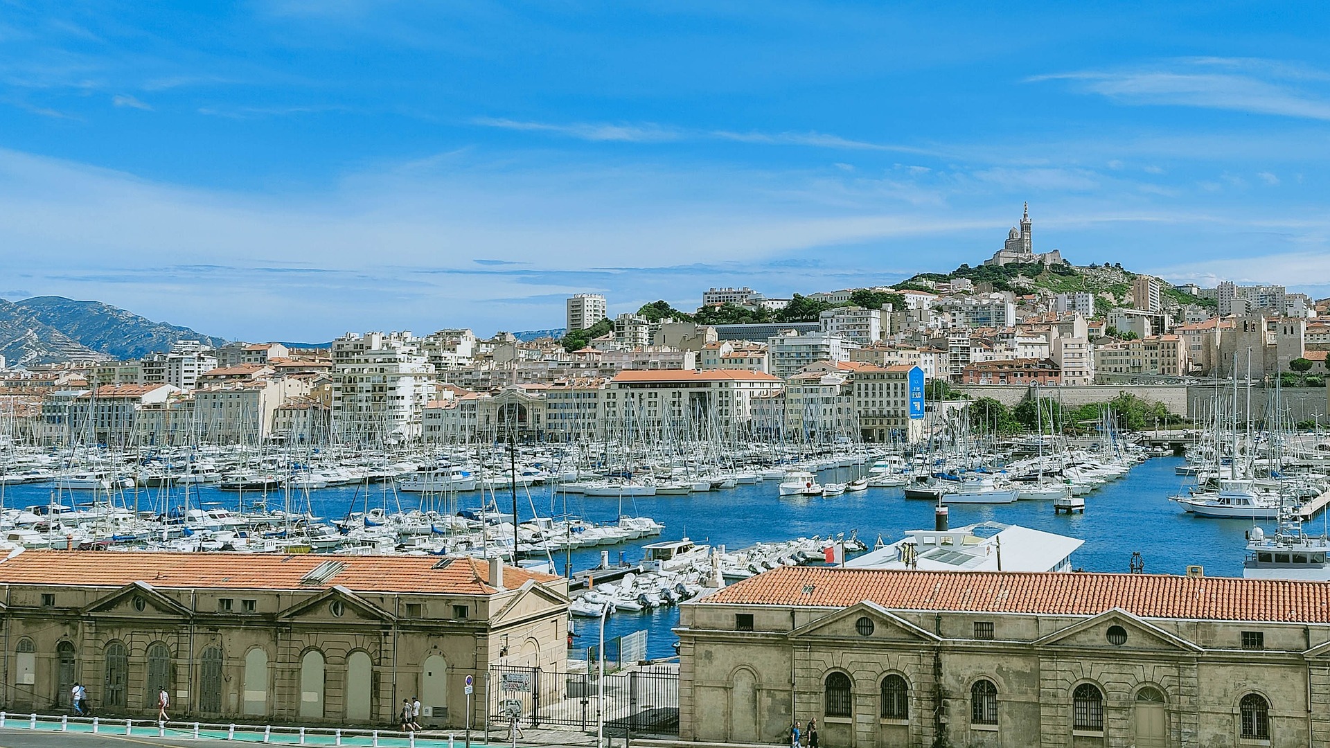 découvrez les nombreux avantages de faire appel à un cabinet comptable à marseille. profitez d'une expertise locale, d'un accompagnement personnalisé et de conseils adaptés pour optimiser la gestion de votre entreprise et assurer sa croissance. faites le choix de la tranquillité d'esprit avec des professionnels à votre service.