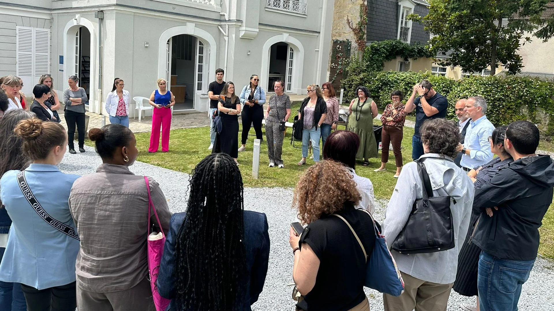 découvrez les nombreux avantages de faire appel à un cabinet comptable à saint-avold : expertise locale, conseils personnalisés, optimisation fiscale et gestion simplifiée de vos finances. profitez d'un accompagnement professionnel pour développer votre activité en toute sérénité.