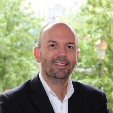 découvrez les avantages d'un cabinet comptable à vanves : expertise locale, conseils personnalisés et gain de temps pour managez vos finances en toute sérénité.