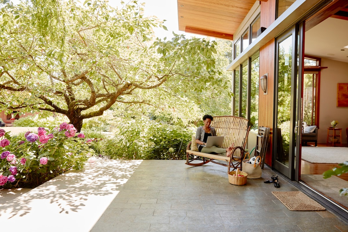 découvrez les avantages d'un service comptable à la tour de salvagny : expertise locale, conseils personnalisés, optimisation fiscale et gestion simplifiée de vos finances. profitez de notre savoir-faire pour faire prospérer votre entreprise.