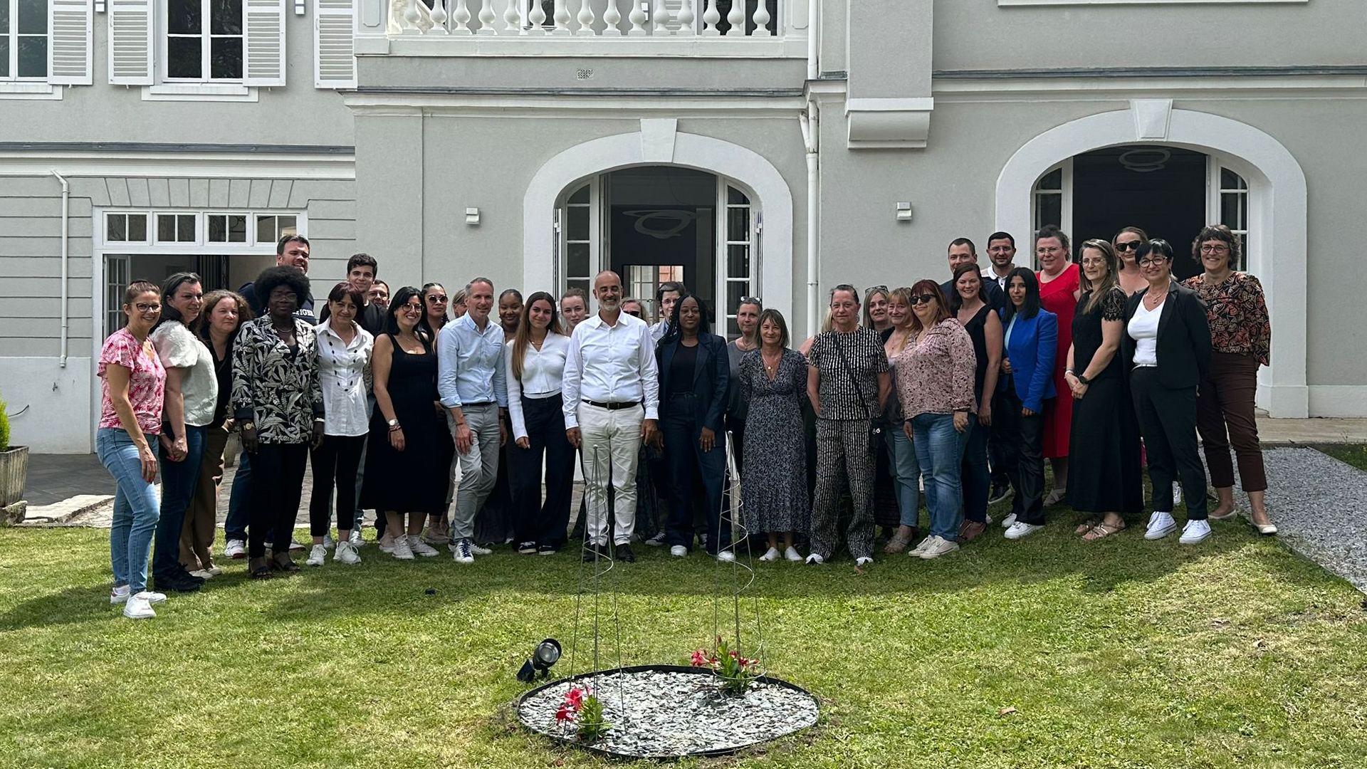 découvrez les nombreux avantages d'engager un expert-comptable à viry-châtillon. optimisez la gestion de votre entreprise, bénéficiez de conseils personnalisés et assurez votre conformité fiscale et sociale avec l'aide d'un professionnel expérimenté.