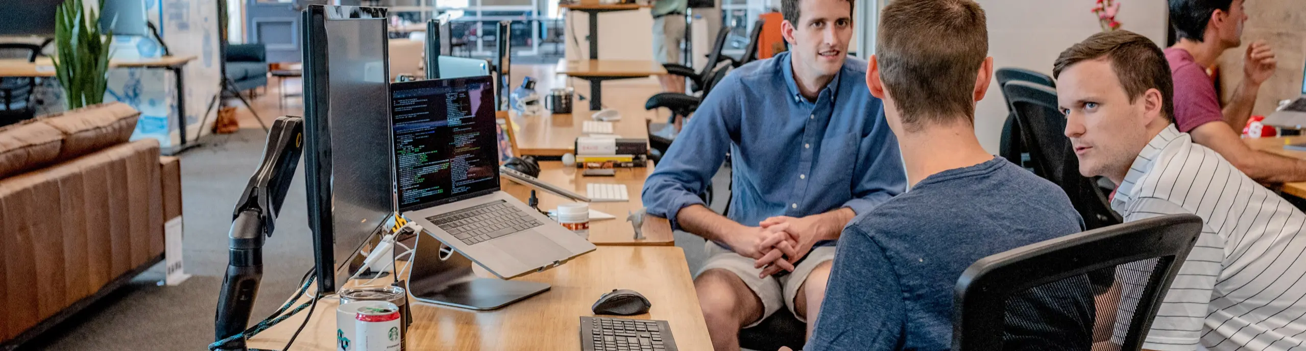 découvrez les avantages d'un expert-comptable spécialisé pour les agriculteurs du secteur agroparc. optimisez la gestion de votre exploitation, bénéficiez de conseils personnalisés et améliorez votre rentabilité grâce à un accompagnement professionnel.