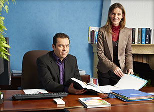 découvrez les avantages d'un expert-comptable à chalon : conseils financiers personnalisés, gestion optimisée de vos comptes, et accompagnement dans le développement de votre entreprise. maximisez votre potentiel avec un professionnel de la comptabilité à vos côtés.