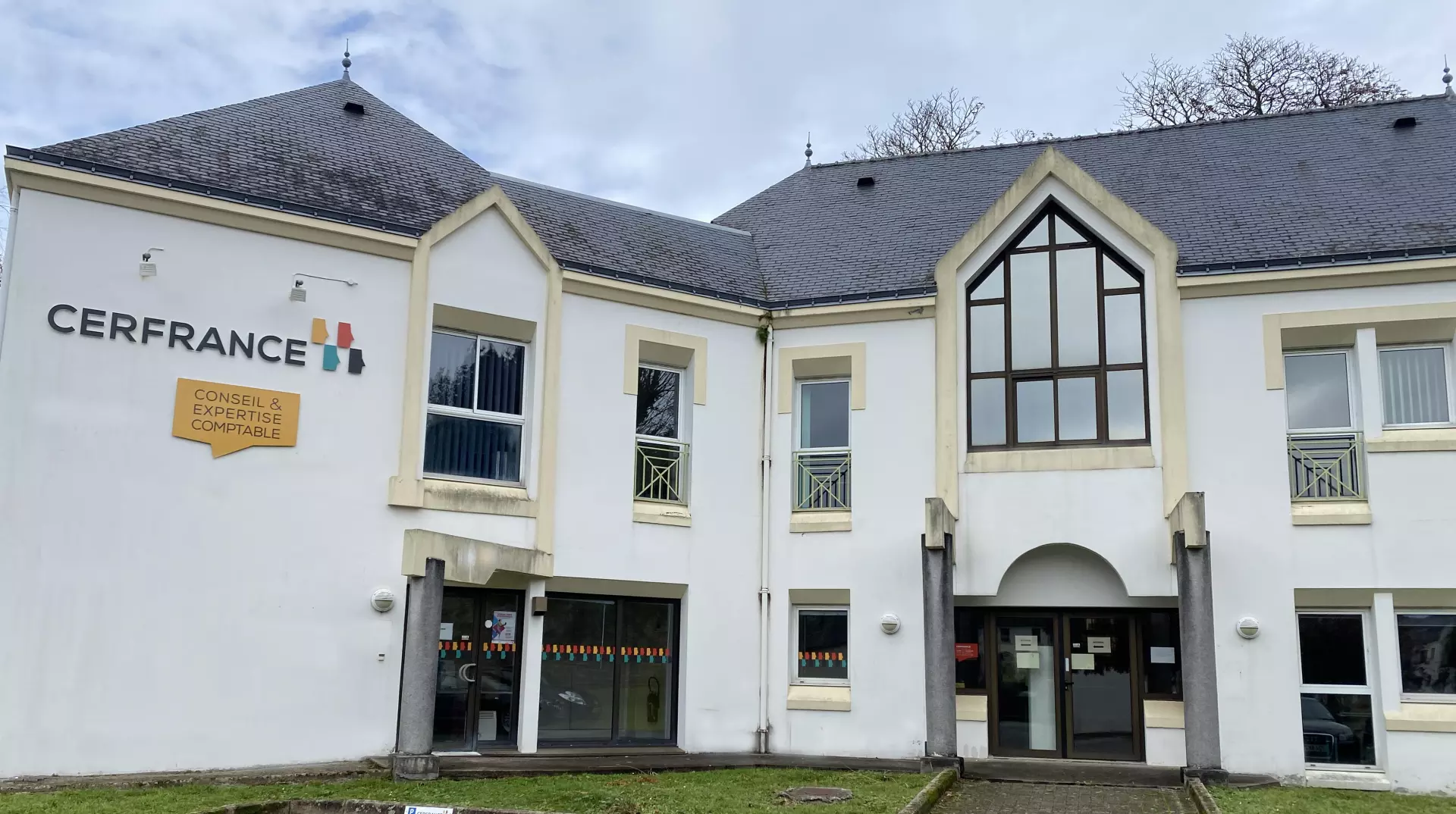 découvrez les avantages d'engager un expert-comptable à maisons-laffitte pour optimiser la gestion de vos finances, bénéficier de conseils personnalisés et assurer la conformité fiscale de votre entreprise.