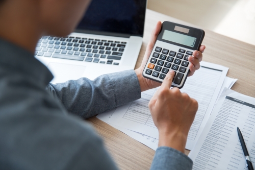 découvrez les nombreux avantages de faire appel à un expert-comptable à montélimar. optimisez la gestion de votre entreprise grâce à un professionnel qui vous accompagne dans vos démarches fiscales, comptables et financières, tout en vous faisant gagner du temps et en maximisant vos profits.