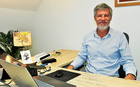 découvrez les avantages d'un expert-comptable à pont-l'abbée : conseils personnalisés, gestion simplifiée de vos finances, optimisation fiscale et accompagnement professionnel pour les entreprises et les indépendants.