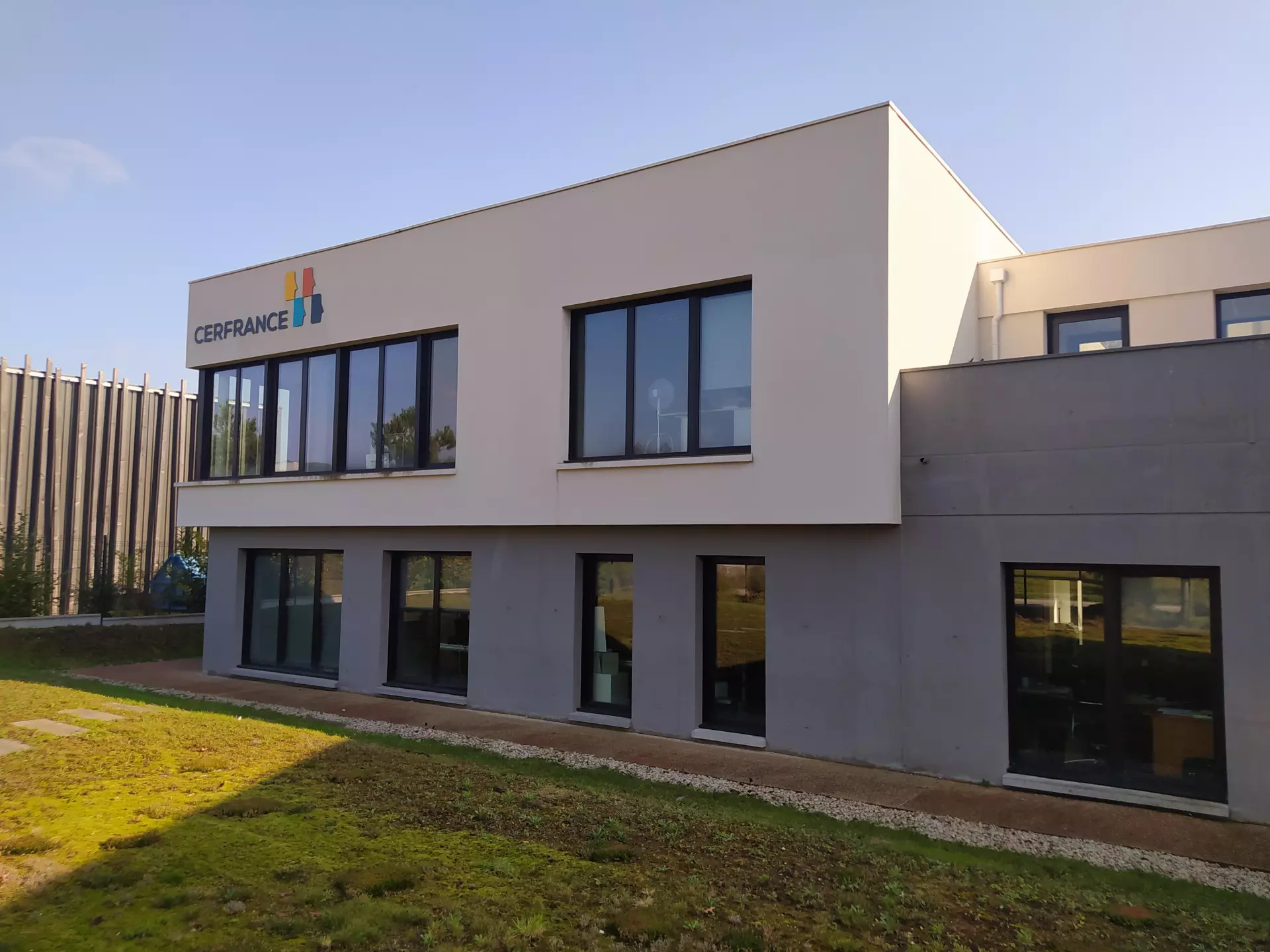 découvrez les nombreux avantages de faire appel à un expert-comptable à saint-étienne. bénéficiez d'un accompagnement personnalisé pour optimiser la gestion de votre entreprise, assurer la conformité fiscale et maximiser vos résultats financiers.