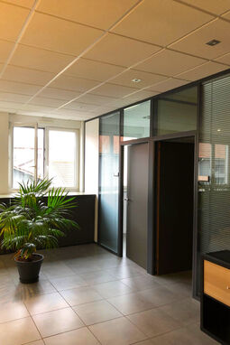 découvrez les avantages de faire appel à un expert-comptable à saint-étienne. profitez d'un accompagnement personnalisé, de conseils financiers avisés et d'une gestion optimisée de vos comptes pour assurer la réussite de votre entreprise.