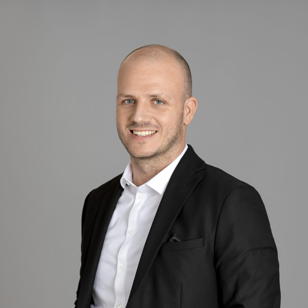 découvrez les nombreux avantages d'engager un expert-comptable à saint-jean-de-luz. profitez de conseils personnalisés, d'une gestion financière optimisée et d'un accompagnement sur mesure pour le succès de votre entreprise. ne laissez plus la comptabilité entraver votre croissance !