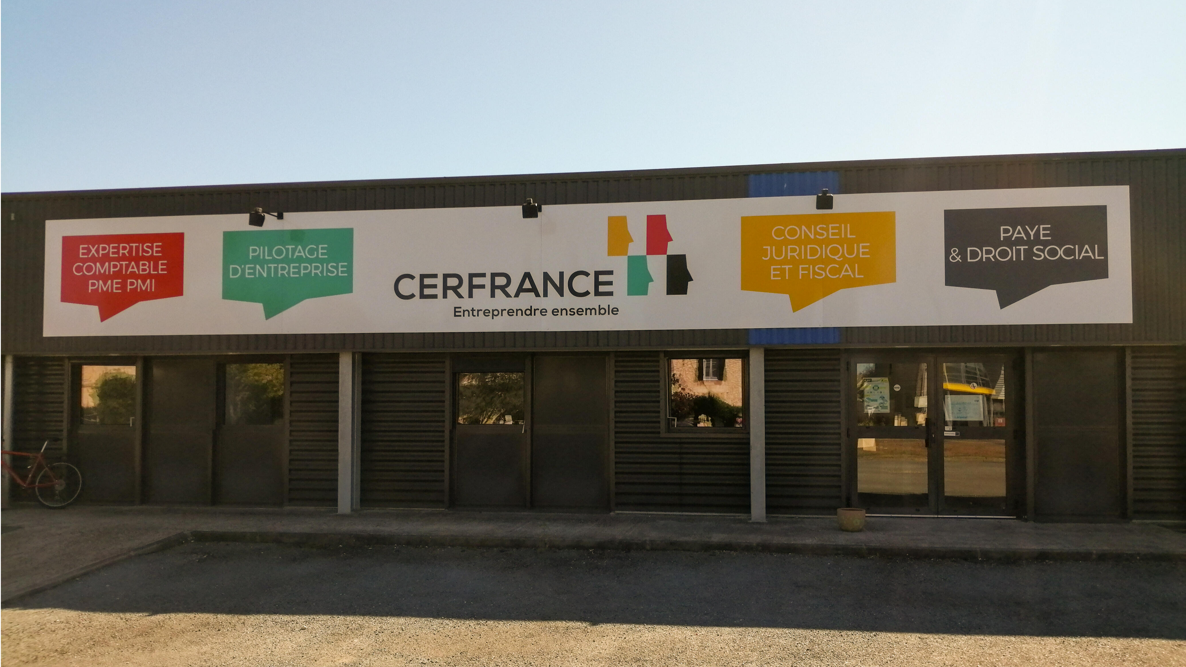 découvrez les nombreux avantages de faire appel à un expert-comptable à sarlat. profitez d'une gestion financière optimisée, d'un accompagnement personnalisé et d'une expertise locale pour développer votre activité. ne laissez pas la comptabilité vous freiner dans votre succès, confiez-la à un professionnel à sarlat.