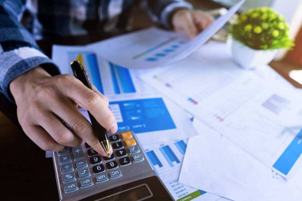 découvrez les nombreux avantages de faire appel à un expert-comptable à villeneuve. optimisez votre gestion financière, bénéficiez de conseils personnalisés et libérez-vous des contraintes administratives pour mieux vous concentrer sur votre activité.