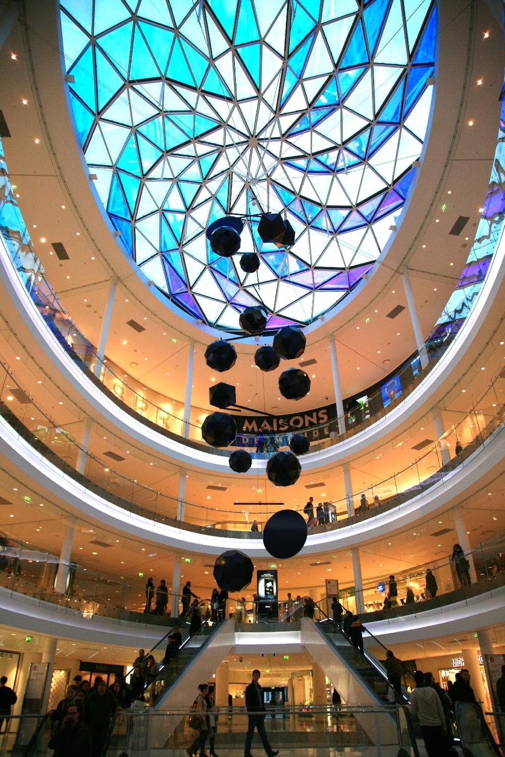 découvrez les nombreux avantages de fgecomm, situé à paris 15. profitez d'une expertise locale, d'un accompagnement personnalisé et de services innovants pour dynamiser votre activité. rejoignez-nous pour transformer vos projets en succès.