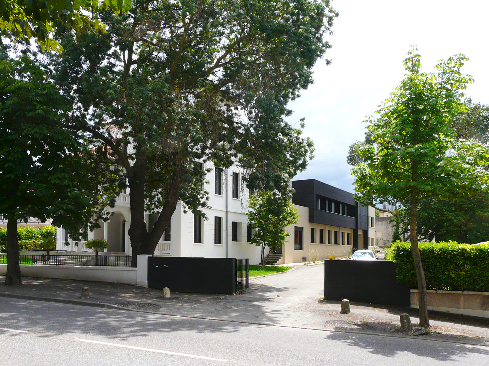 découvrez les services d'un avocat expert-comptable qui allie expertise juridique et compétences comptables pour vous accompagner dans la gestion de votre entreprise. profitez de conseils personnalisés pour optimiser votre fiscalité et sécuriser vos affaires.