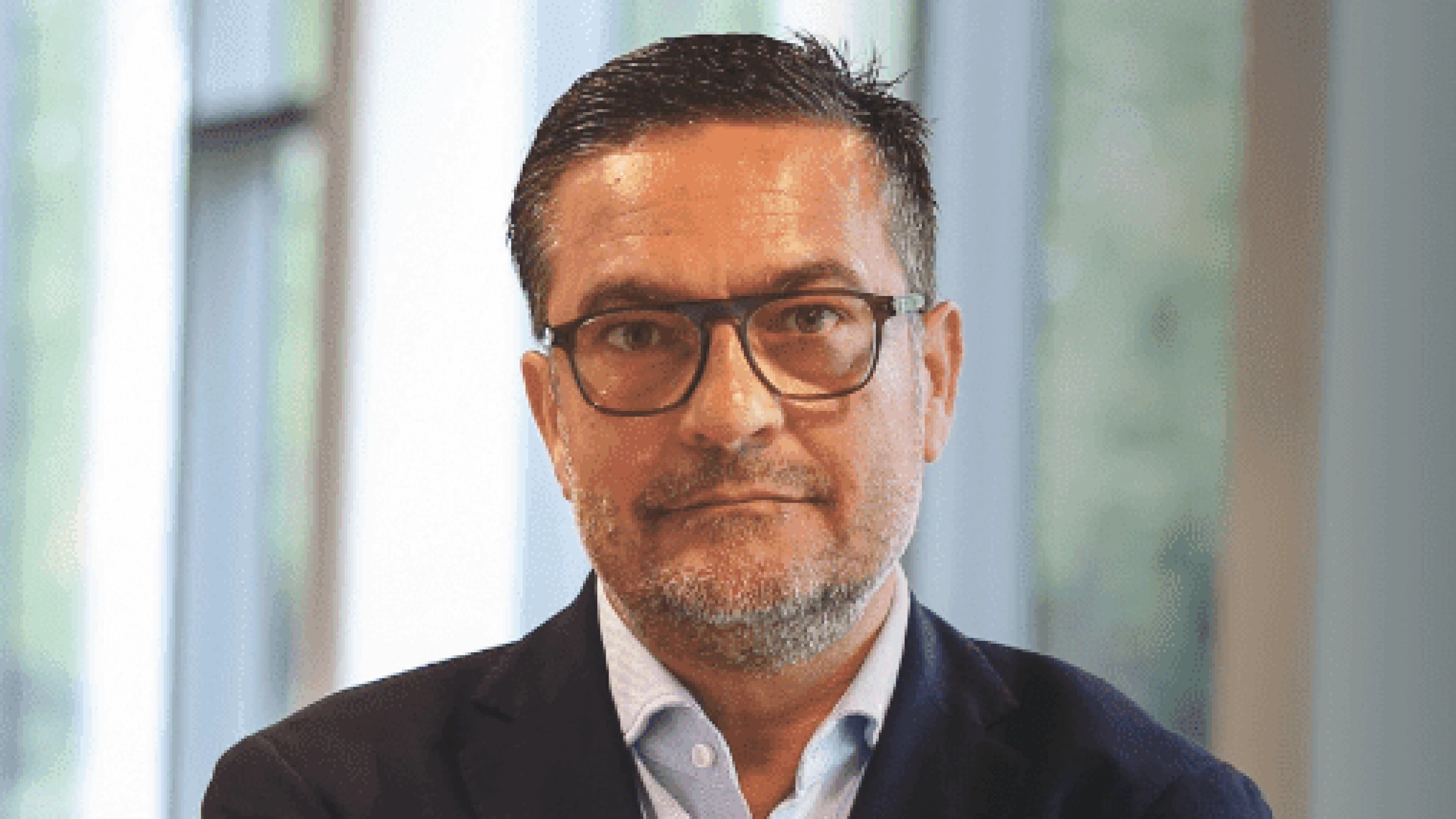 découvrez c-conseil, votre expert comptable à bron, offrant des services personnalisés pour les entreprises. profitez d'un accompagnement de qualité pour la gestion de votre comptabilité, la fiscalité et bien plus encore. contactez-nous dès aujourd'hui !