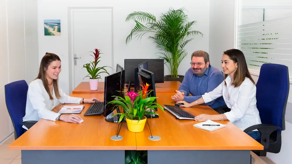 découvrez le cabinet comptable à arcachon, votre partenaire de confiance pour une gestion financière optimale. nos experts en comptabilité vous accompagnent dans la création et le développement de votre entreprise, en vous offrant des services personnalisés et adaptés à vos besoins. profitez de notre expertise locale et boostez la performance de votre activité avec notre soutien professionnel.