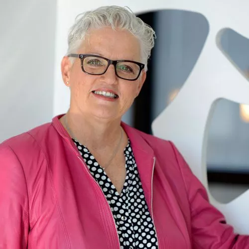 découvrez le cabinet comptable beaucouzé, votre partenaire de confiance pour tous vos besoins en comptabilité, gestion fiscale et conseils financiers. bénéficiez d'un accompagnement personnalisé et d'une expertise adaptée à votre entreprise.