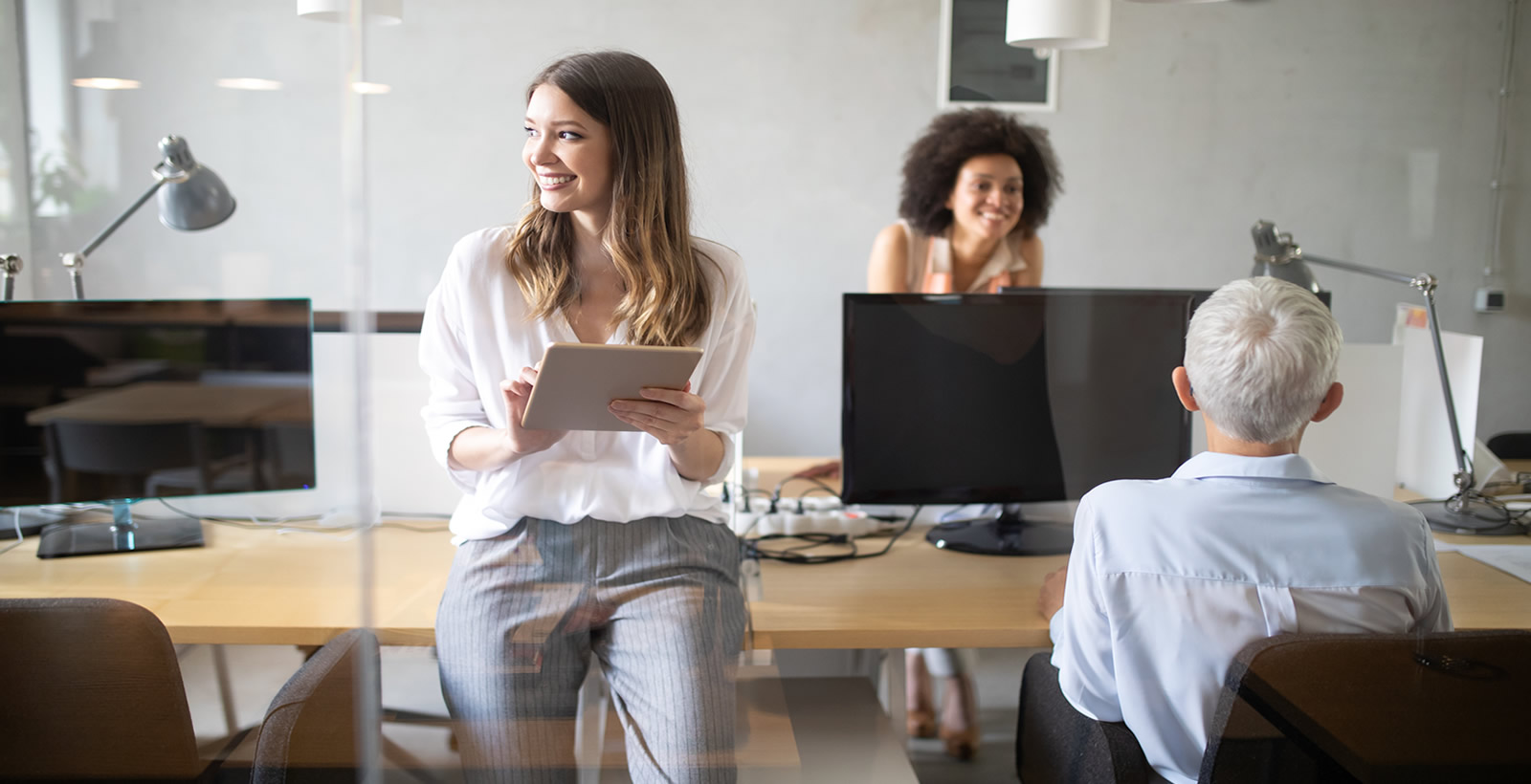 découvrez notre cabinet comptable situé au bord de mer, offrant des services de comptabilité personnalisés pour les professionnels et les entreprises. profitez de notre expertise tout en admirant la vue sur l'océan. contactez-nous pour un accompagnement sur mesure.