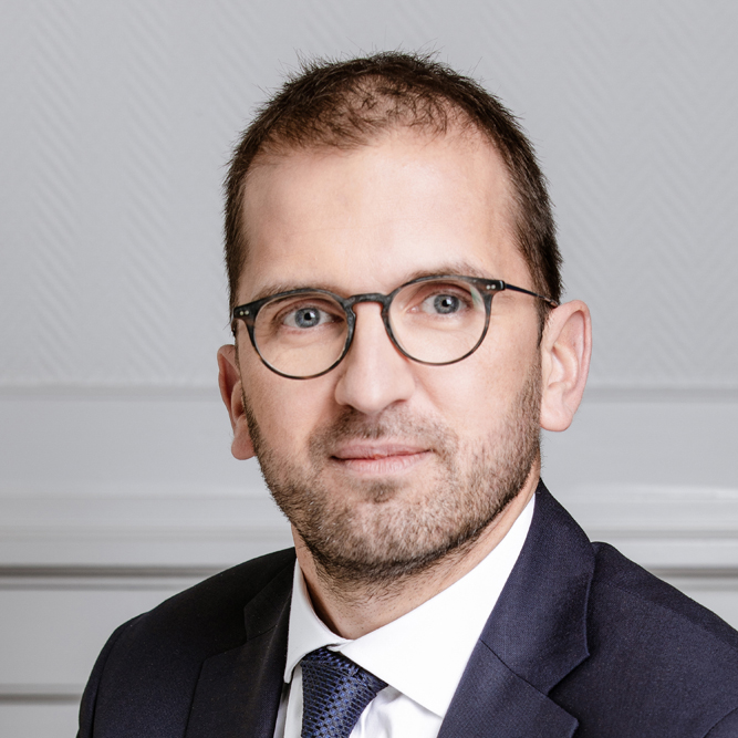 découvrez notre cabinet comptable à bordeaux, spécialisé dans la gestion financière et fiscale des entreprises. profitez d'un accompagnement personnalisé pour optimiser votre comptabilité et développer votre activité.