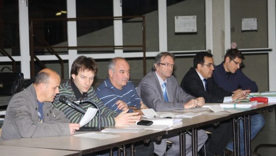 découvrez le cabinet comptable boujan, votre partenaire de confiance pour la gestion financière, la fiscalité et le conseil d'entreprise. notre équipe d'experts vous accompagne dans l'optimisation de vos ressources et la réussite de vos projets.