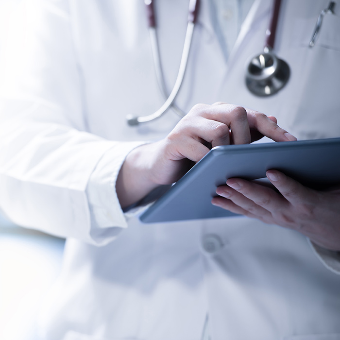 découvrez notre cabinet comptable spécialisé pour médecins, offrant des solutions adaptées pour optimiser la gestion de votre cabinet, des conseils personnalisés et un accompagnement de qualité pour simplifier votre comptabilité et maximiser votre conformité.