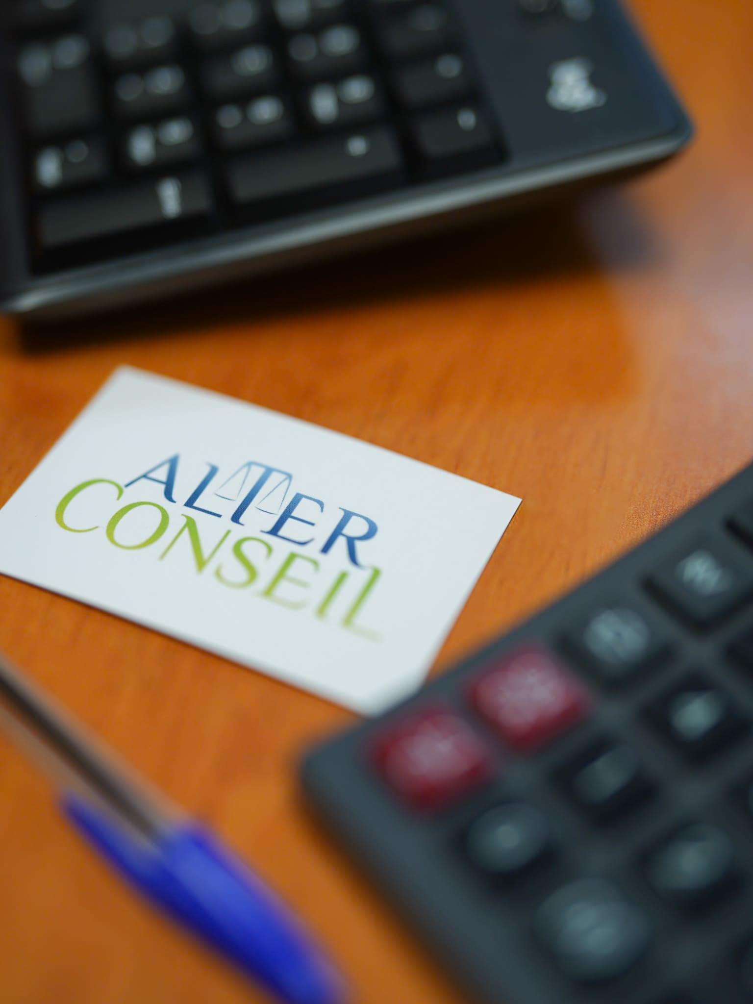 à la recherche d'un cabinet comptable à montlhéry ? découvrez nos services personnalisés pour les entreprises et les particuliers. profitez d'un accompagnement professionnel pour la gestion de vos comptes, déclarations fiscales et conseils financiers. votre partenaire de confiance en comptabilité à montlhéry.