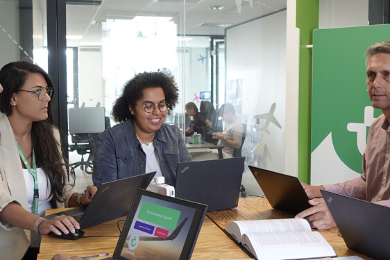 découvrez notre cabinet comptable à orly, spécialisé dans la gestion financière et fiscale des entreprises. notre équipe d'experts vous accompagne dans l'optimisation de votre gestion comptable, vous permettant de vous concentrer sur le développement de votre activité. profitez d'un service personnalisé et de conseils adaptés à vos besoins.