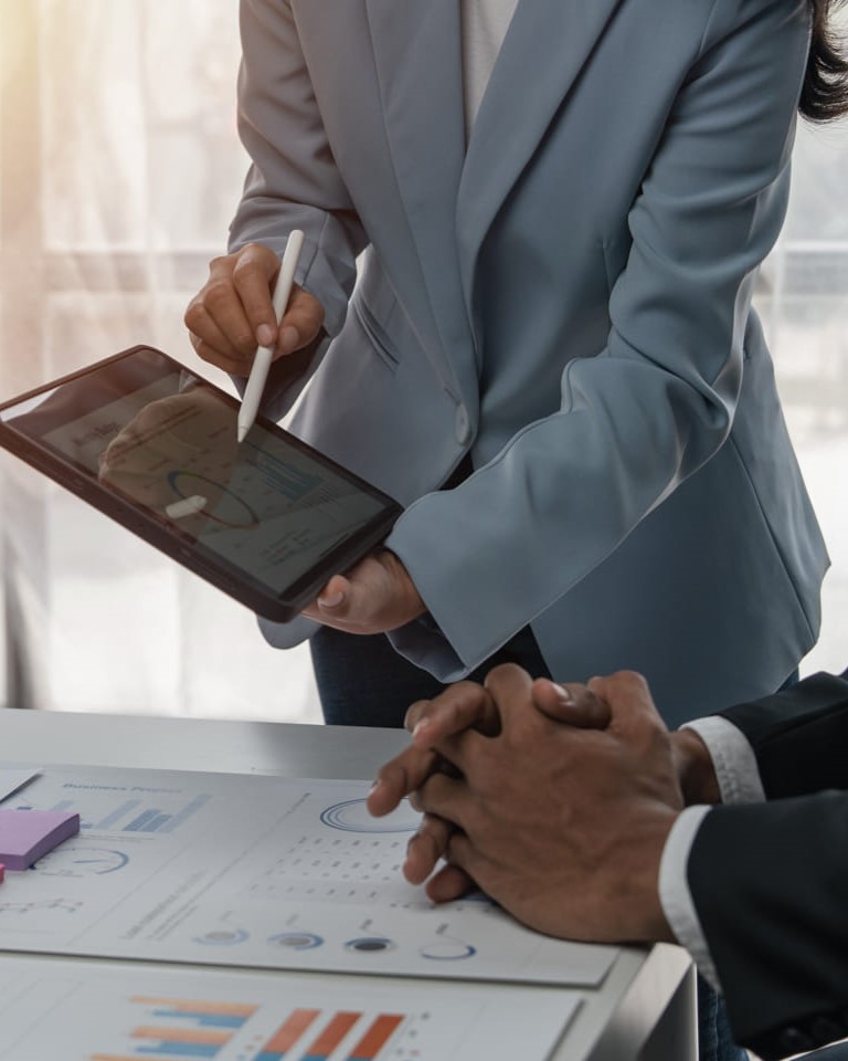 découvrez notre cabinet comptable spécialisé dans l'accompagnement des pme. profitez d'expertises tailored pour optimiser votre gestion financière, assurer la conformité et favoriser la croissance de votre entreprise.