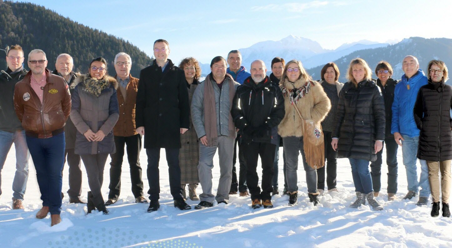 découvrez le cabinet comptable à praz sur arly, spécialisé dans l'accompagnement des entreprises et des particuliers. bénéficiez d'un service personnalisé, d'une expertise pointue en comptabilité et d'un soutien pour optimiser votre gestion financière.