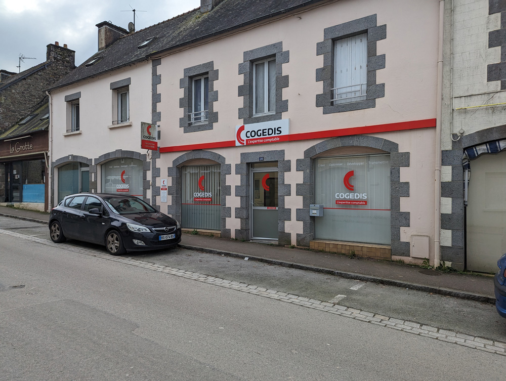 découvrez notre cabinet comptable situé rue des moissons, offrant des services personnalisés pour les entreprises et les particuliers. profitez de notre expertise en comptabilité, fiscalité et gestion financière pour optimiser votre situation et atteindre vos objectifs.