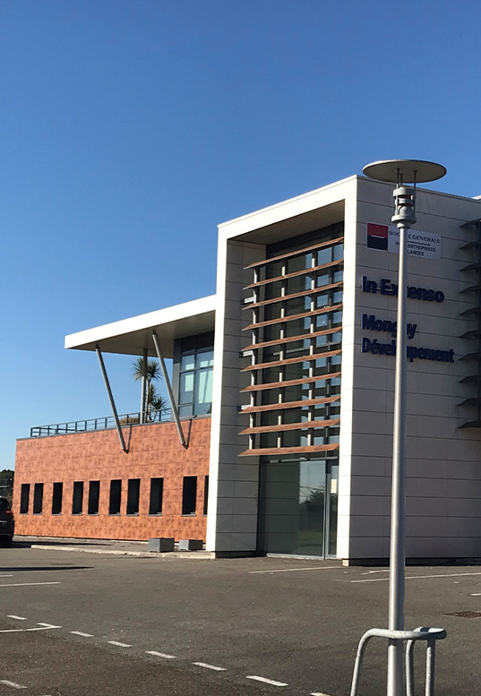 découvrez notre cabinet comptable à saint paul, offrant des services personnalisés pour les entreprises et les particuliers. profitez d'une expertise solide en comptabilité, fiscalité et gestion financière pour optimiser votre activité.