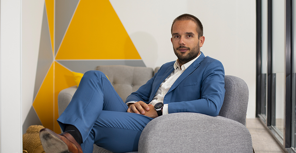 découvrez notre cabinet comptable à strasbourg, spécialisé dans l'accompagnement des entreprises et des particuliers. profitez de nos services personnalisés en comptabilité, fiscalité et conseils financiers pour optimiser la gestion de vos affaires.