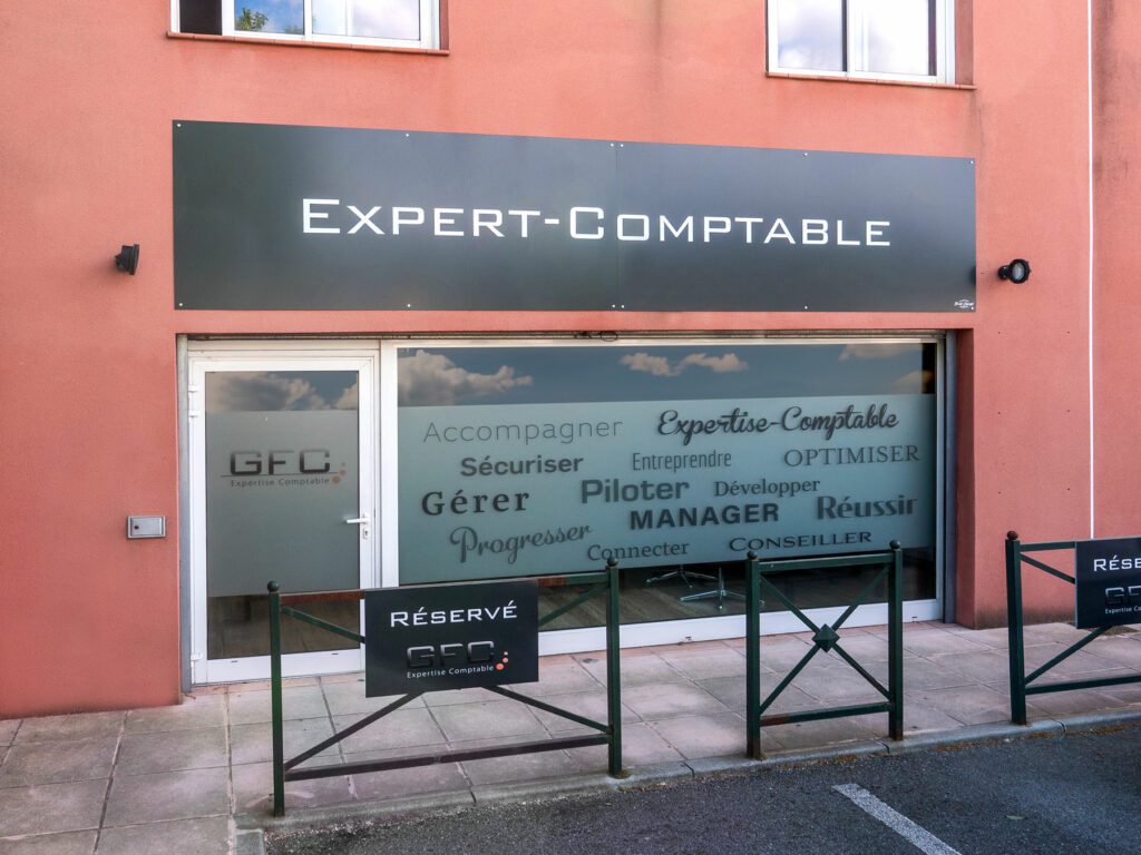 découvrez le cabinet comptable tek malaussena à nice, votre partenaire de confiance pour une gestion financière sur mesure, des conseils fiscaux personnalisés et un accompagnement professionnel dans vos démarches comptables. notre équipe d'experts s'engage à accompagner les entrepreneurs et les entreprises dans leur croissance.