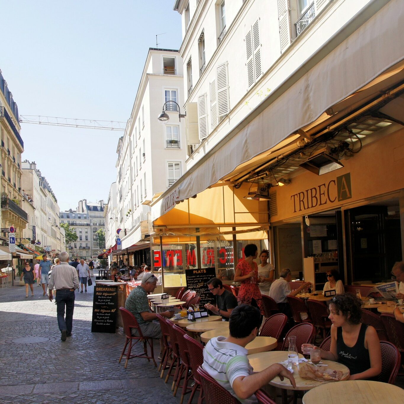 découvrez notre cabinet d'expertise comptable situé dans le 20ème arrondissement de paris (75020). nous proposons des services personnalisés pour les entreprises et les indépendants, alliant expertise, proximité et conseils adaptés à vos besoins fiscaux et comptables.