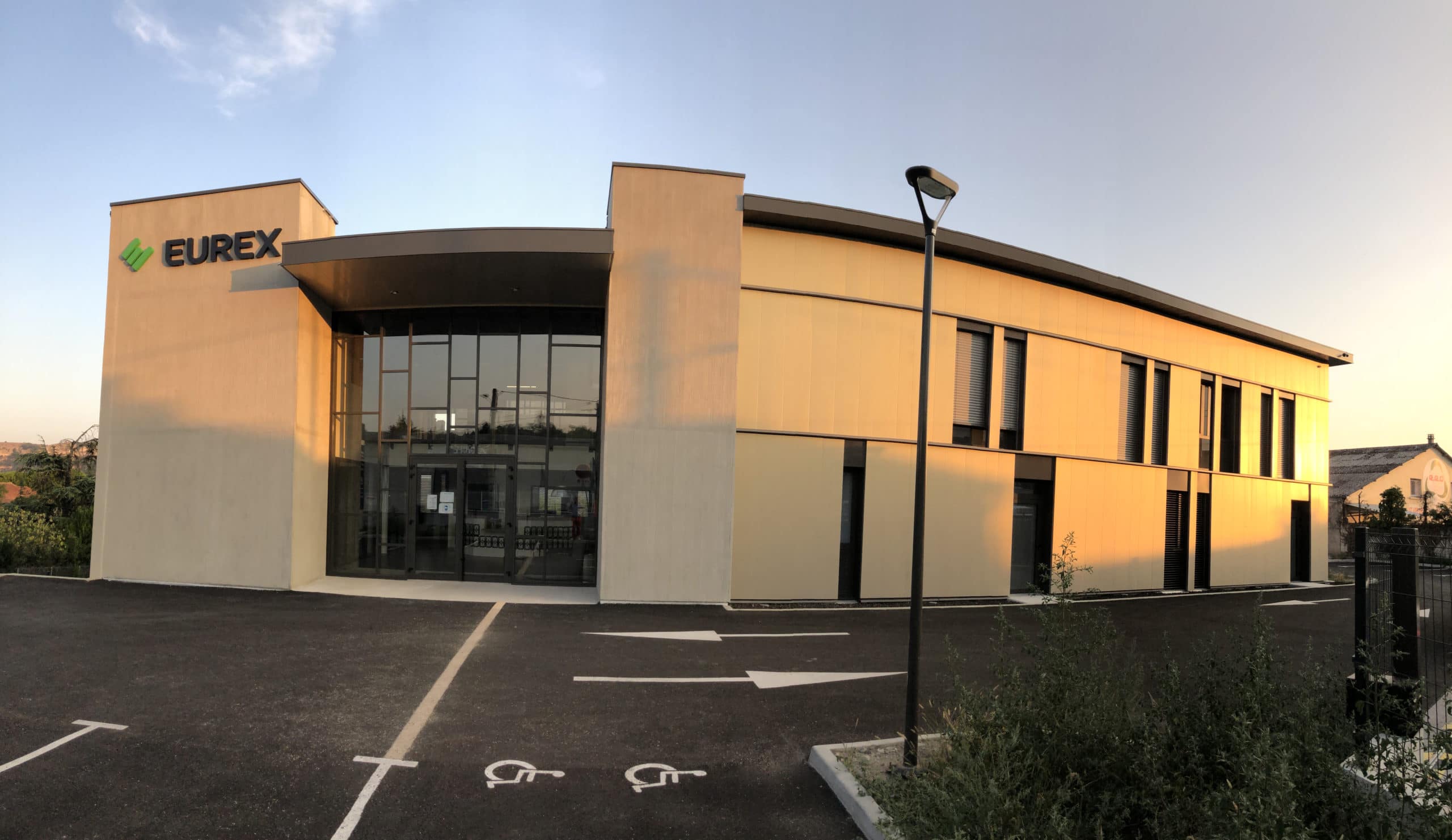 découvrez notre cabinet d'expertise comptable à achères, offrant des services personnalisés pour les entreprises et les particuliers. nos experts vous accompagnent dans la gestion de votre comptabilité, l'optimisation fiscale et le conseil en gestion. contactez-nous pour un accompagnement de qualité !