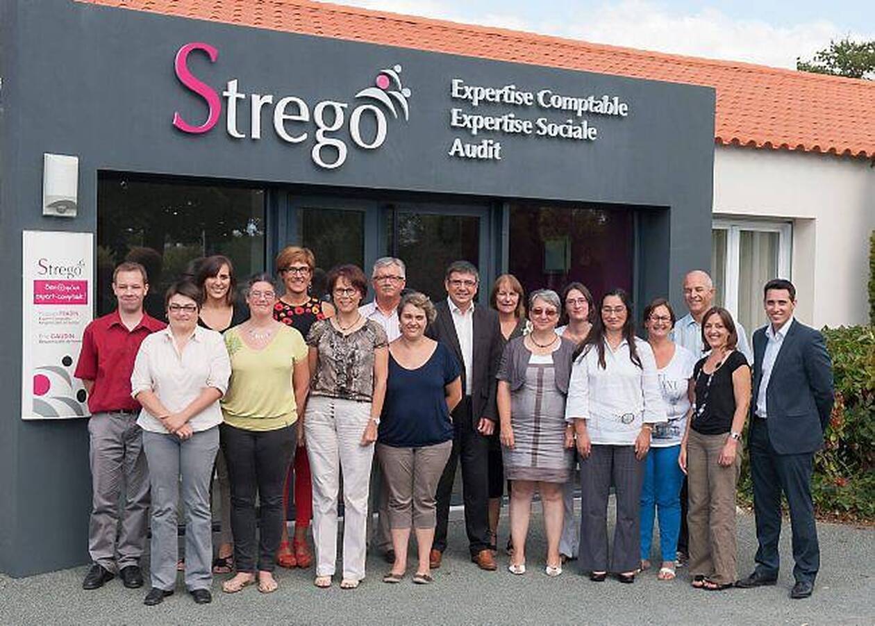 découvrez notre cabinet d'expertise comptable en anjou, dédié à accompagner les entreprises dans la gestion de leur comptabilité, l'optimisation fiscale et la création de stratégies financières sur mesure. notre équipe d'experts vous garantit un service personnalisé et de qualité pour toutes vos besoins comptables.