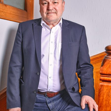 découvrez notre cabinet expert comptable à bézannes, spécialisé dans la gestion financière et fiscale des entreprises. bénéficiez de conseils personnalisés, d'un accompagnement de qualité et de solutions adaptées pour optimiser la comptabilité de votre entreprise. contactez-nous dès aujourd'hui pour un premier rendez-vous!