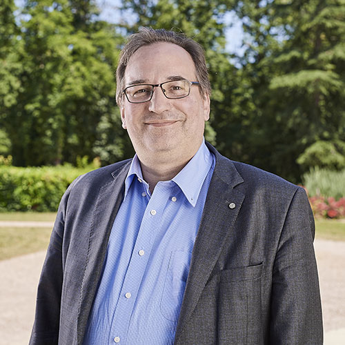 découvrez notre cabinet d'expertise comptable à champs-sur-marne, offrant des services personnalisés pour les entreprises et les particuliers. profitez de conseils adaptés à vos besoins financiers, d'une gestion comptable rigoureuse et d'un accompagnement professionnel pour optimiser votre fiscalité.