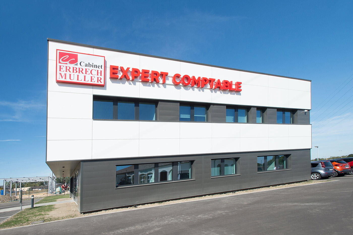 découvrez notre cabinet d'expertise comptable à draveil, dédié à vous offrir des services personnalisés et de qualité pour la gestion de votre comptabilité, fiscalité et conseils financiers. faites confiance à nos experts pour accompagner la croissance de votre entreprise.