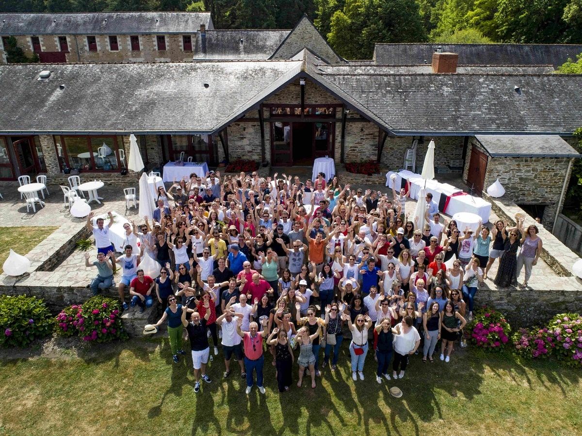 découvrez notre cabinet d'expertise comptable à larmor-plage, offrant des services personnalisés pour les entreprises et les particuliers. notre équipe d'experts vous accompagne dans la gestion de vos finances, la comptabilité et la fiscalité, pour garantir le succès de votre projet. contactez-nous dès aujourd'hui pour une consultation.