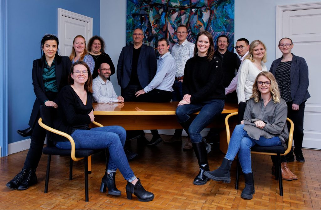 découvrez notre cabinet d'expertise comptable à lille, spécialisé dans l'accompagnement des entreprises. bénéficiez de conseils personnalisés, d'une gestion rigoureuse de votre comptabilité et d'un accompagnement sur mesure pour assurer la croissance de votre activité.