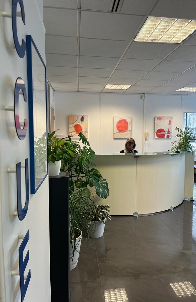 découvrez notre cabinet d'expertise comptable à lillers, offrant des services personnalisés pour les entreprises et les particuliers. bénéficiez de conseils avisés et d'un accompagnement de qualité pour la gestion de votre comptabilité et vos obligations fiscales.