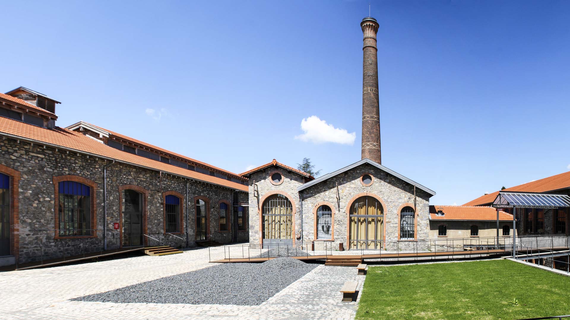 découvrez notre cabinet d'expertise comptable à lyon, spécialisé dans l'accompagnement des entreprises de toutes tailles. bénéficiez de conseils personnalisés, d'une gestion rigoureuse de votre comptabilité et d'un service de qualité pour optimiser votre fiscalité et votre gestion financière.